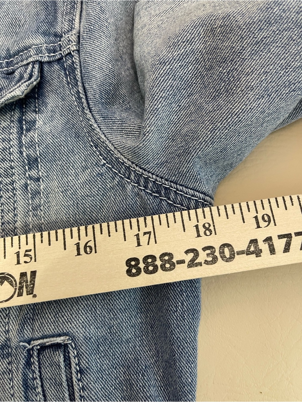 Free People Light Blue Denim Jean Jacket s/p - Picture 5 of 6